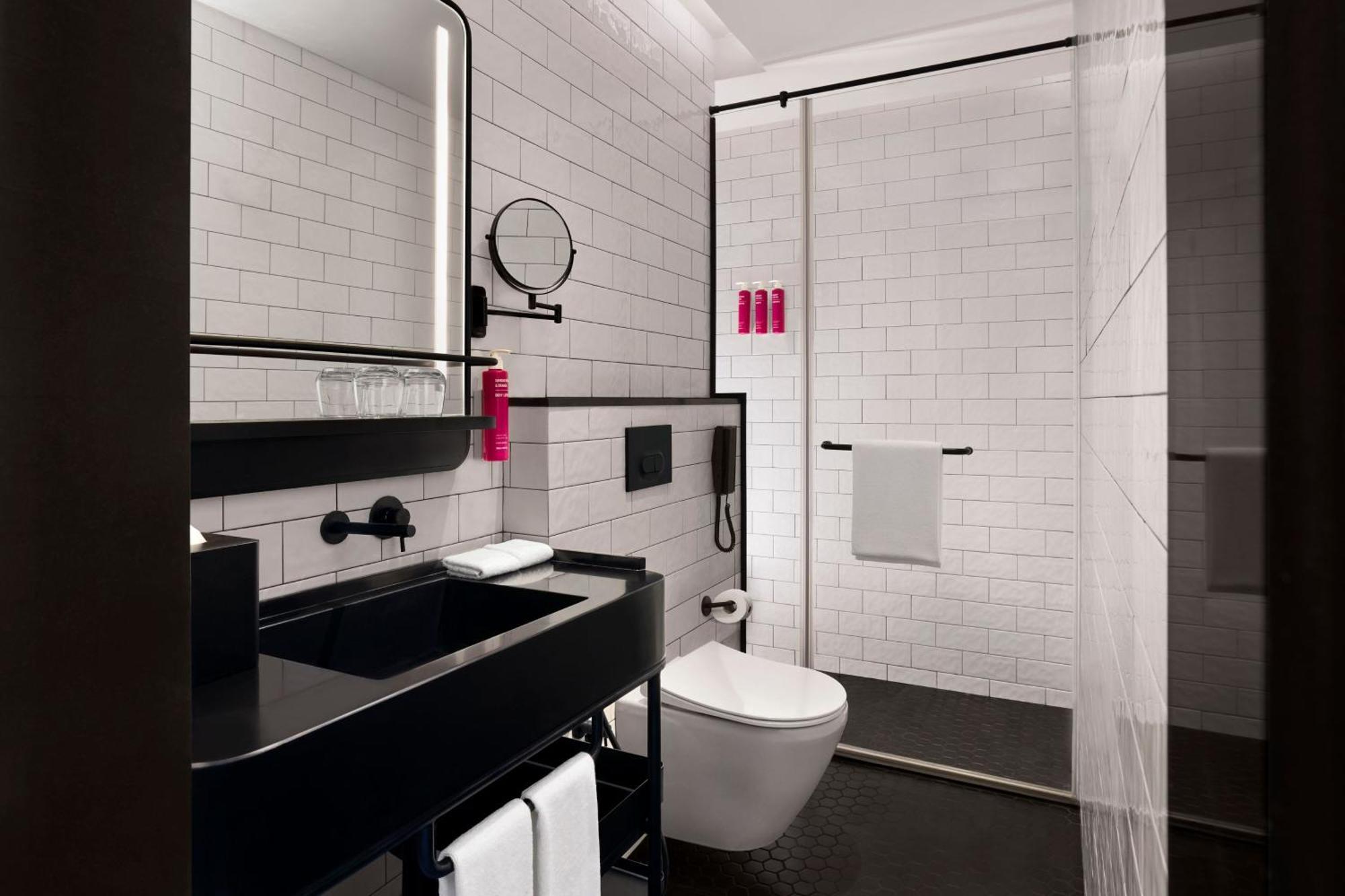 Moxy Mumbai Andheri West Экстерьер фото